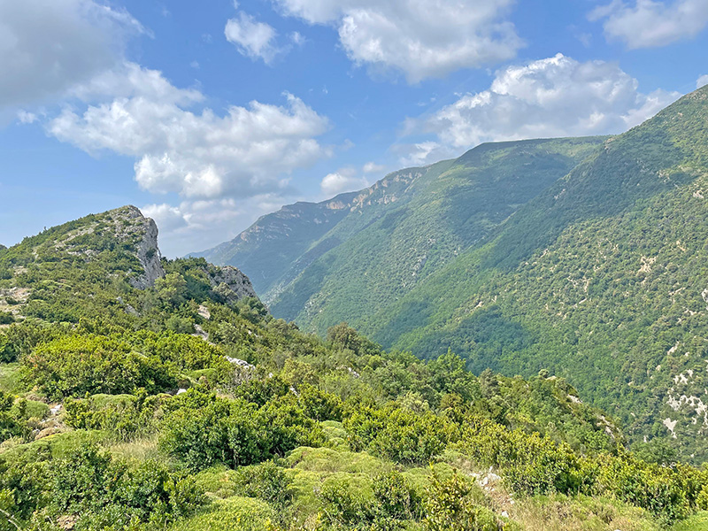 Vistas panorámicas y cañón del río Balcés